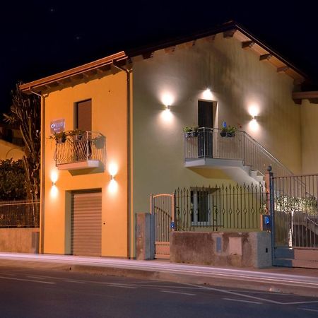 Civico 33 Bed & Breakfast สกาเลอา ภายนอก รูปภาพ