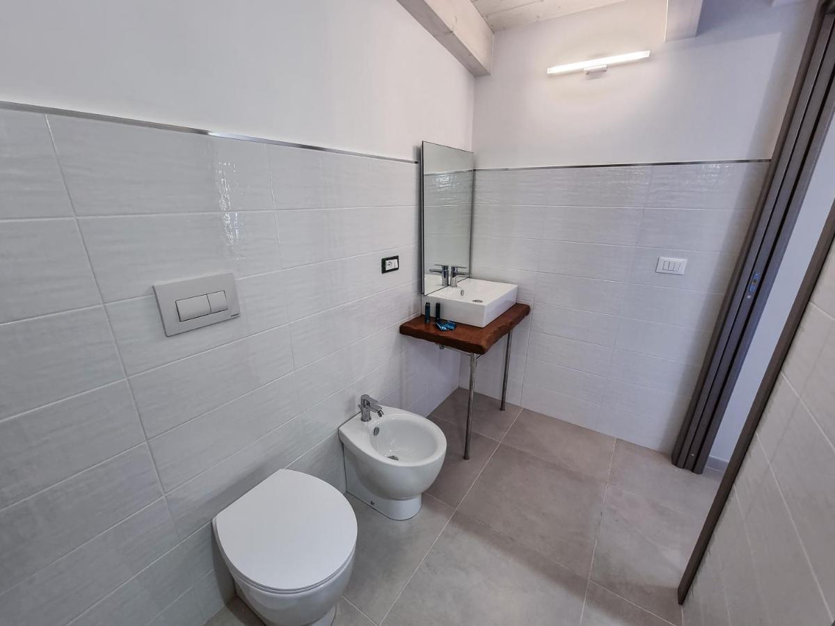 Civico 33 Bed & Breakfast สกาเลอา ภายนอก รูปภาพ