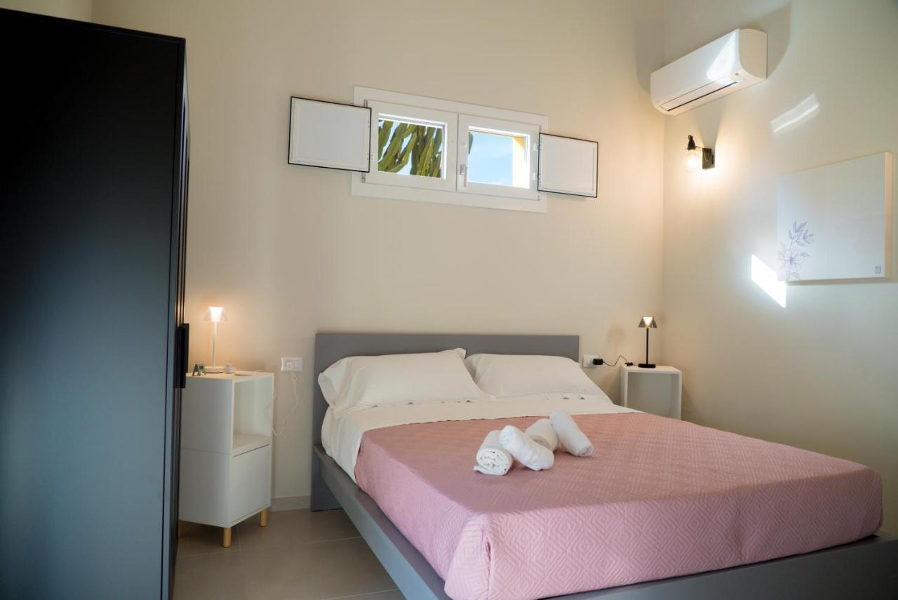 Civico 33 Bed & Breakfast สกาเลอา ภายนอก รูปภาพ